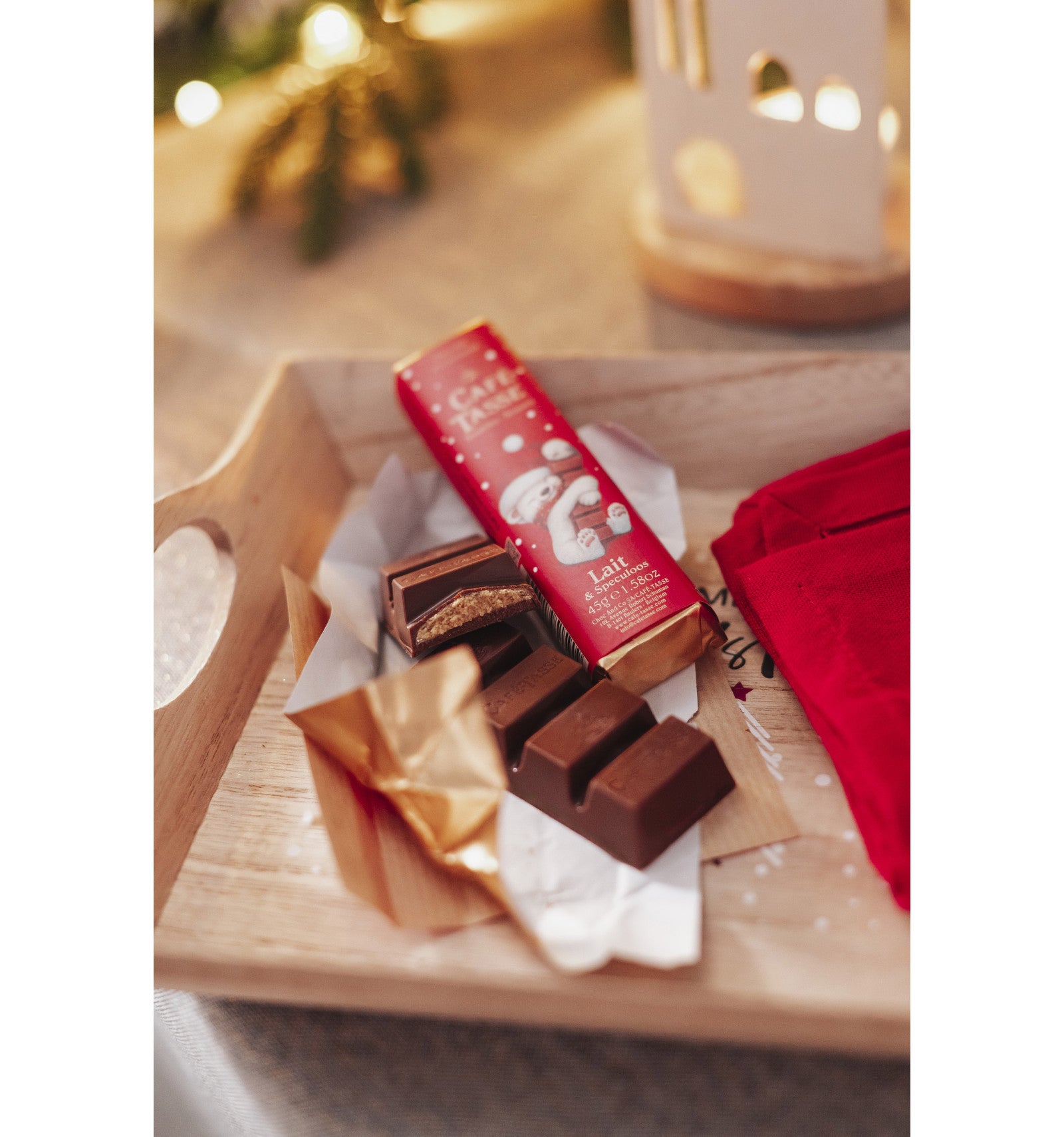 Tablete de Chocolate de Leite Edição Natal Café-Tasse 45g