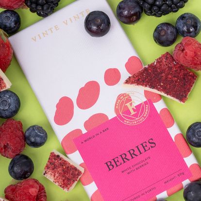Tablete de Chocolate Branco com Frutos Vermelhos Vinte Vinte