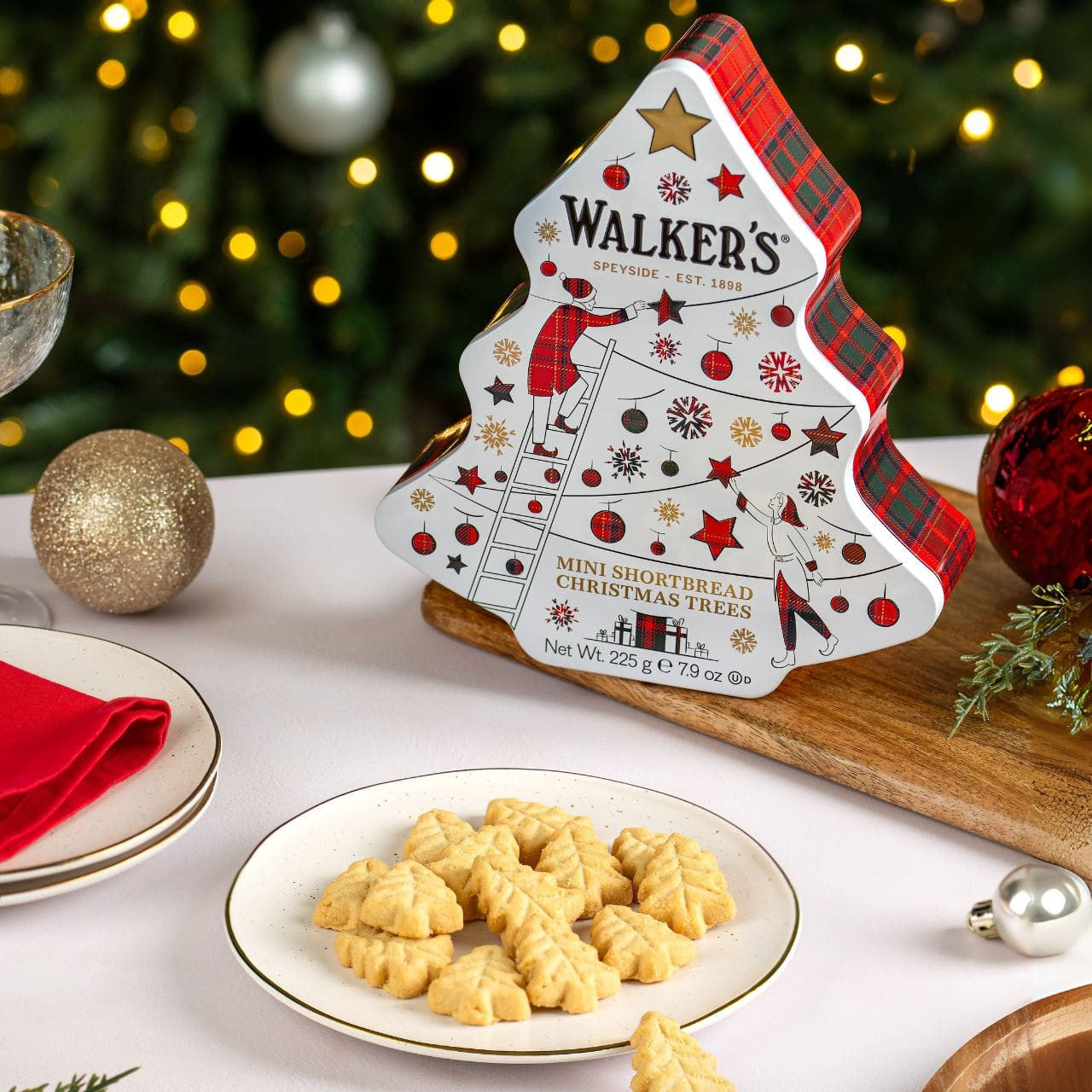Mini Shortbread Lata Festiva Árvore de Natal Walker's 225g