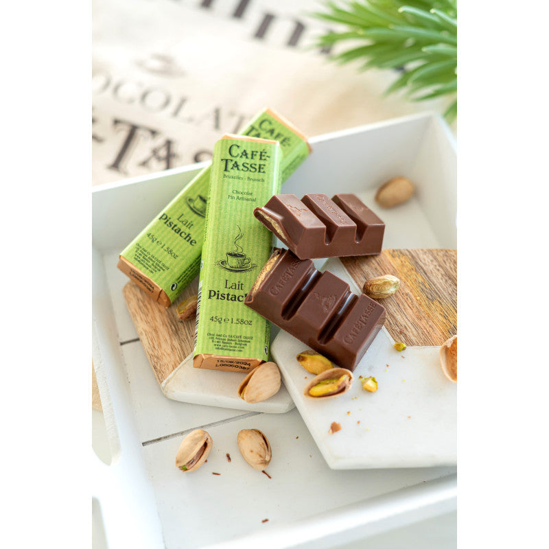 Tablete de Chocolate de Leite com Pistachos Café-Tasse