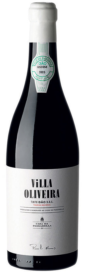 Vinho Tinto DOC Villa Oliveira . Casa da Passarella . Dão